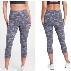 Athleta Purple Camo Cropped Leggings